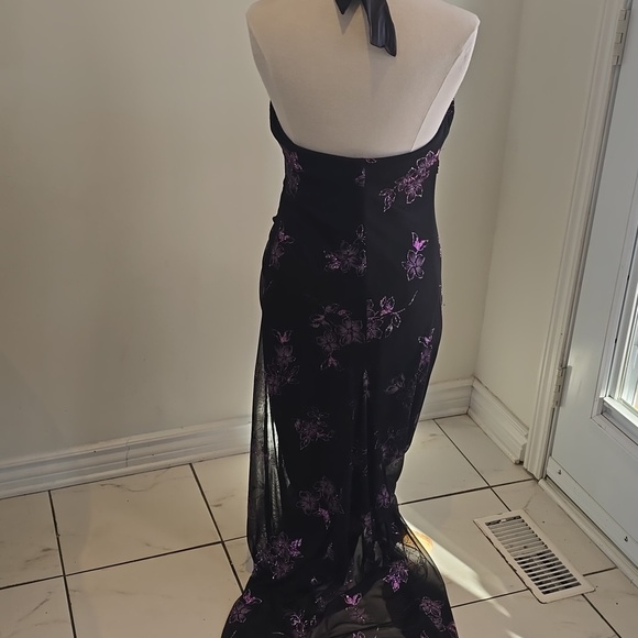 Vintage Jessica Elegant Black and Purple Floral Halter Dress - Picture 7 of 12